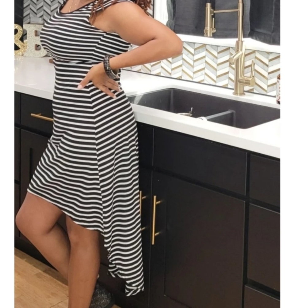 Joe Boxer Black & White High Lo Striped Dress Size Medium